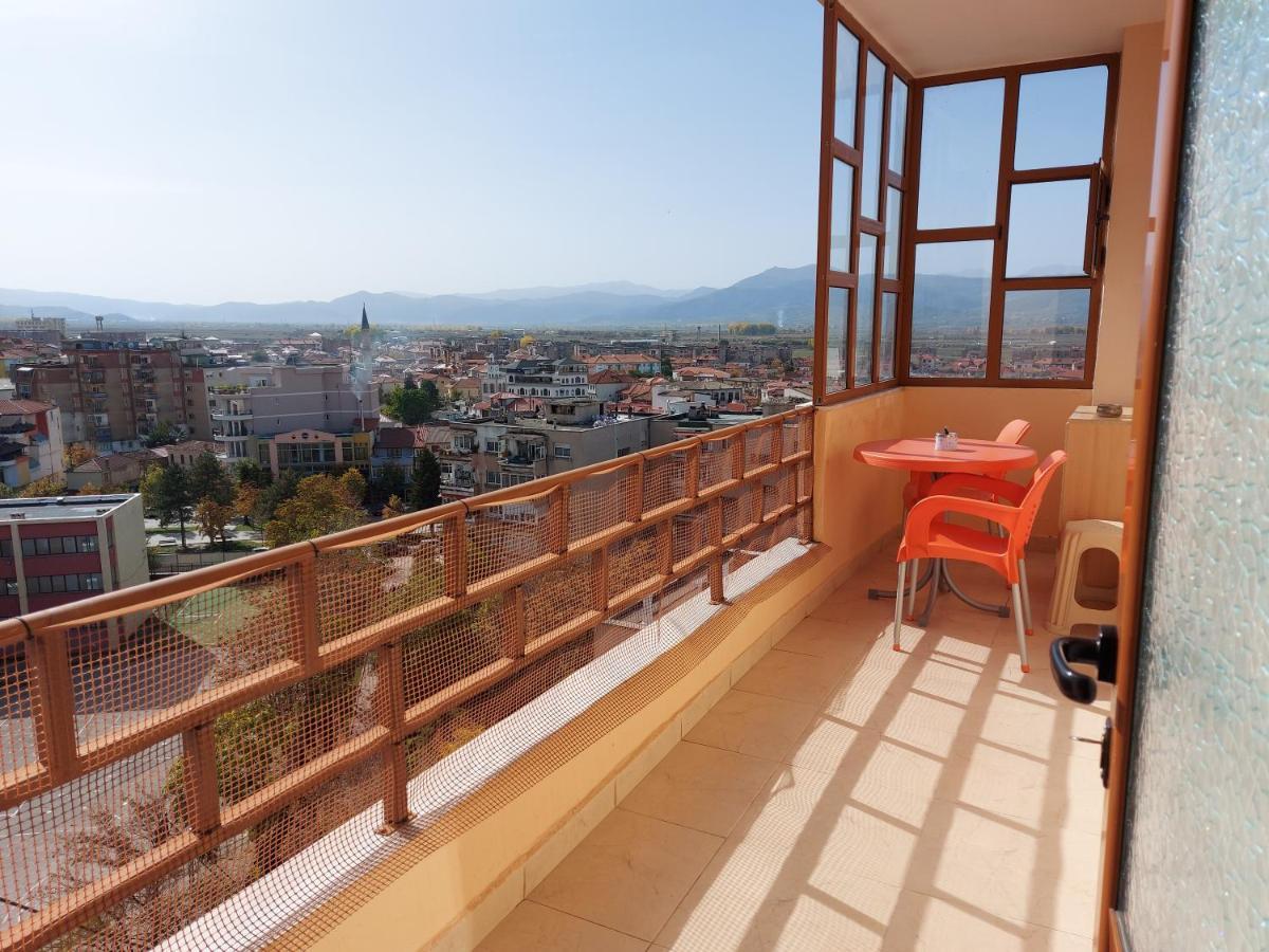 Geni Apartment Korce Exterior foto